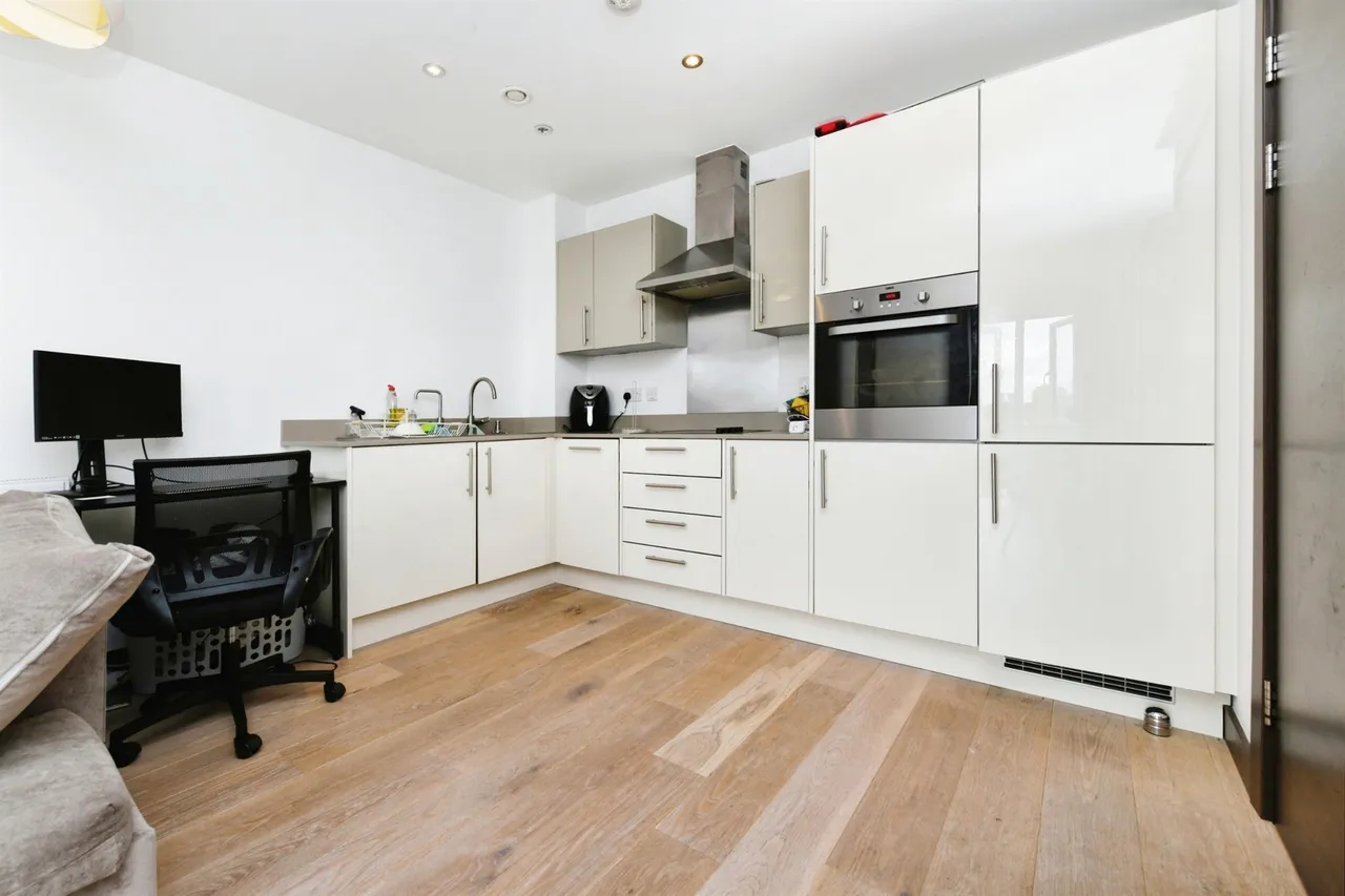The Causeway, Great Baddow, Chelmsford, photo 9
