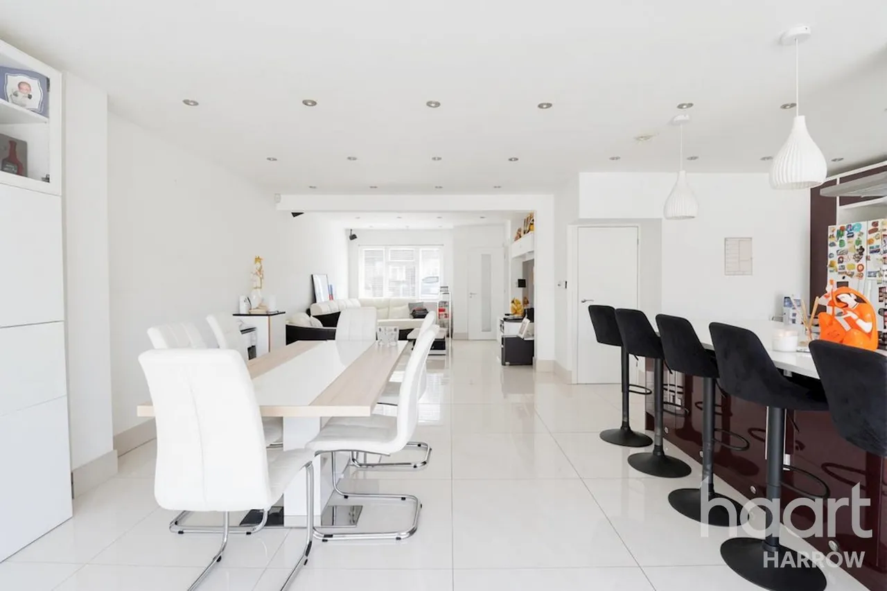 Boxtree Lane, Harrow, HA3, photo 2