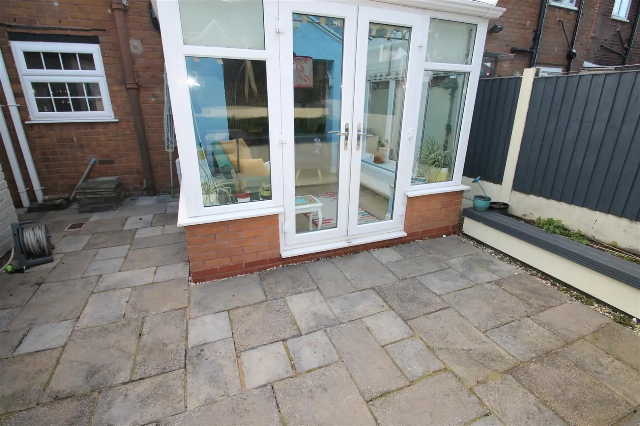 Spring Crescent, Cradley Heath, photo 19