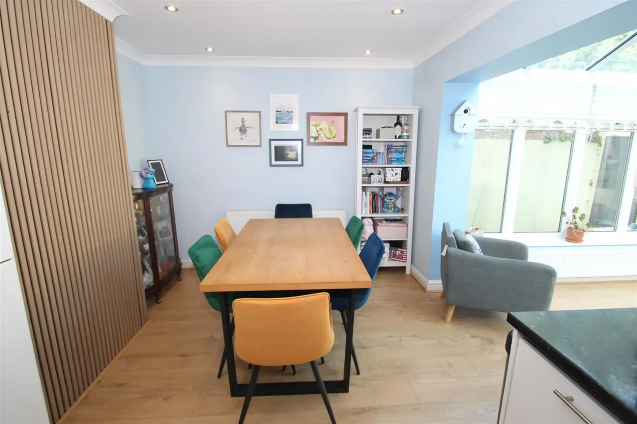 Spring Crescent, Cradley Heath, photo 11