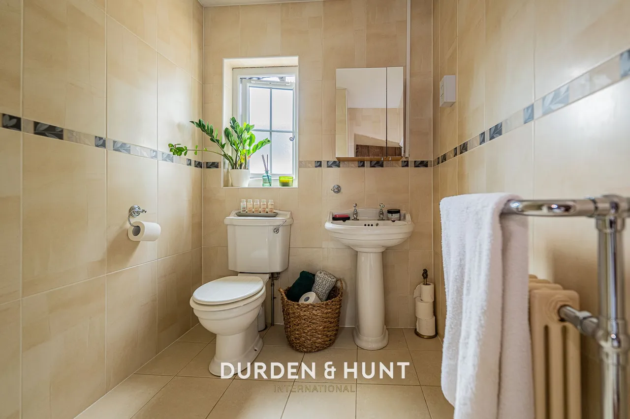 Turnpike Close, Ardleigh, CO7, photo 29