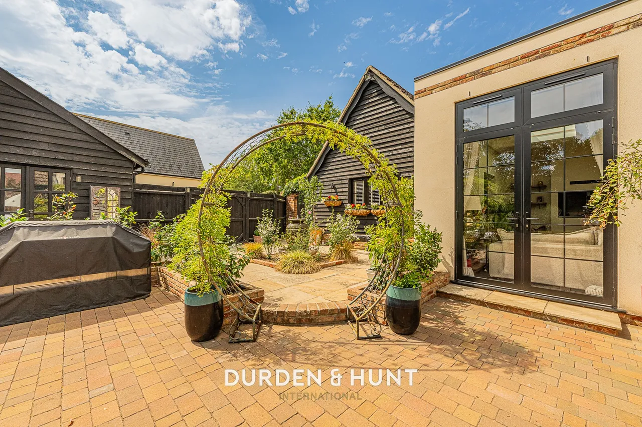 Turnpike Close, Ardleigh, CO7, photo 45
