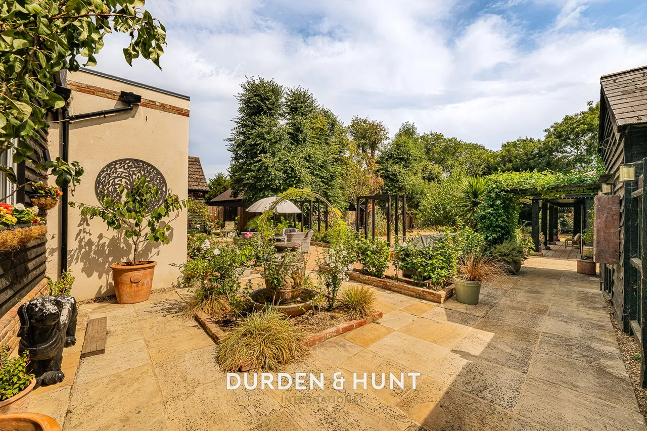 Turnpike Close, Ardleigh, CO7, photo 47