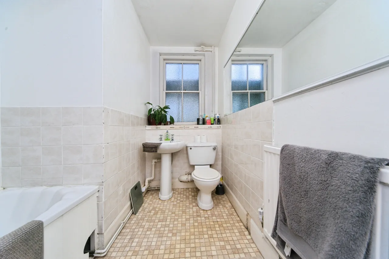 Charles Road, St. Leonards-On-Sea, TN38, photo 9