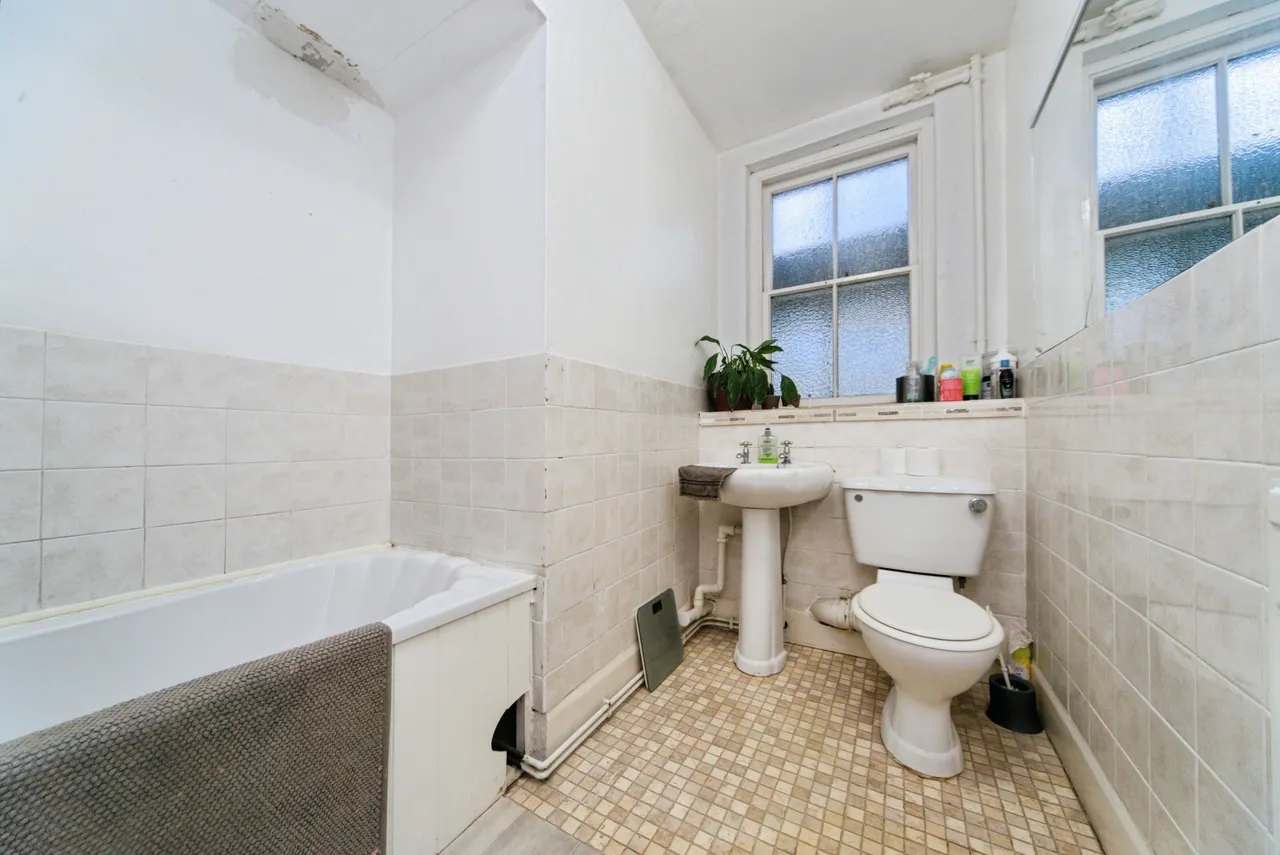 Charles Road, St. Leonards-On-Sea, TN38, photo 8