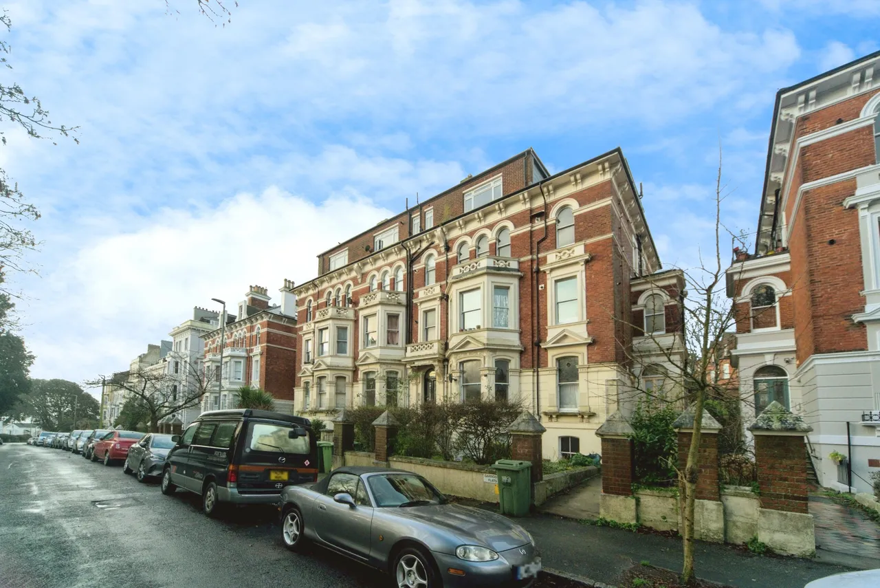 Charles Road, St. Leonards-On-Sea, TN38, photo 2