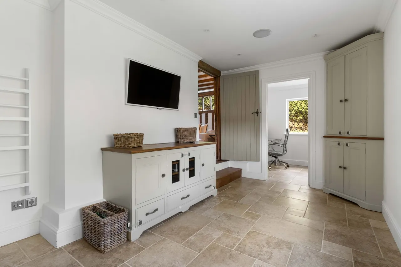 Outings Lane, Doddinghurst, CM15, photo 29