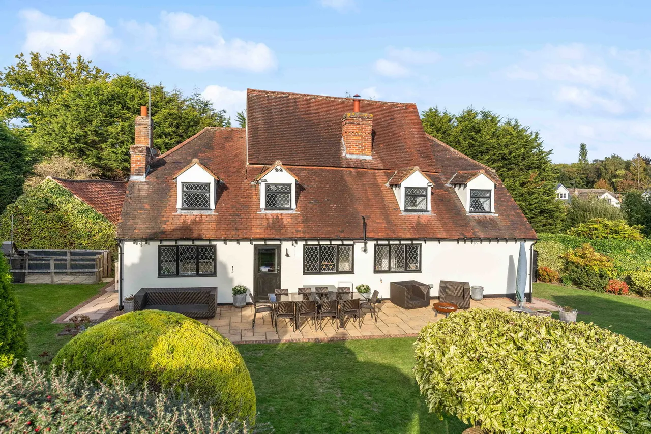 Outings Lane, Doddinghurst, CM15, photo 57