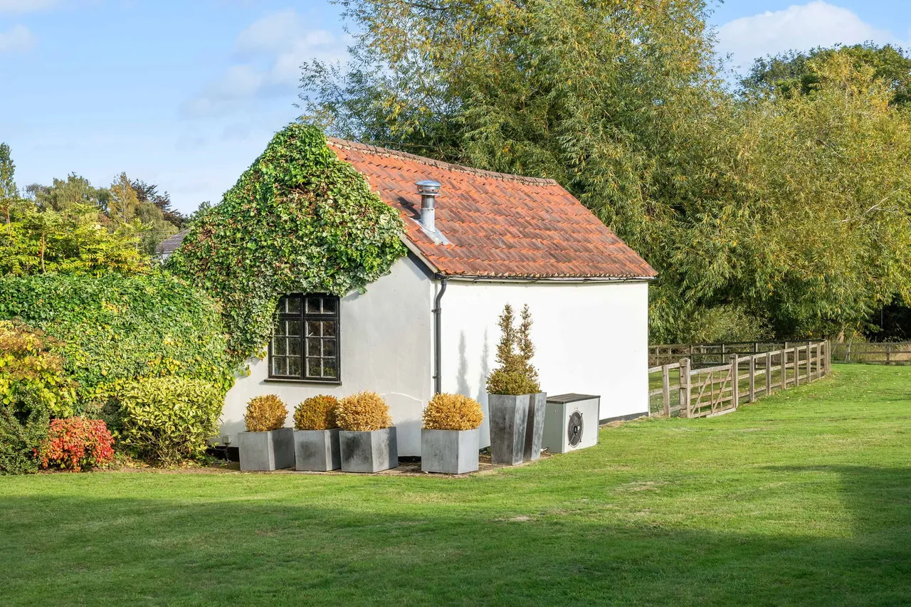 Outings Lane, Doddinghurst, CM15, photo 63