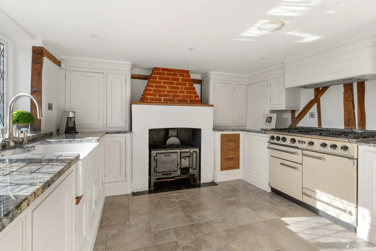 Outings Lane, Doddinghurst, CM15, photo 18