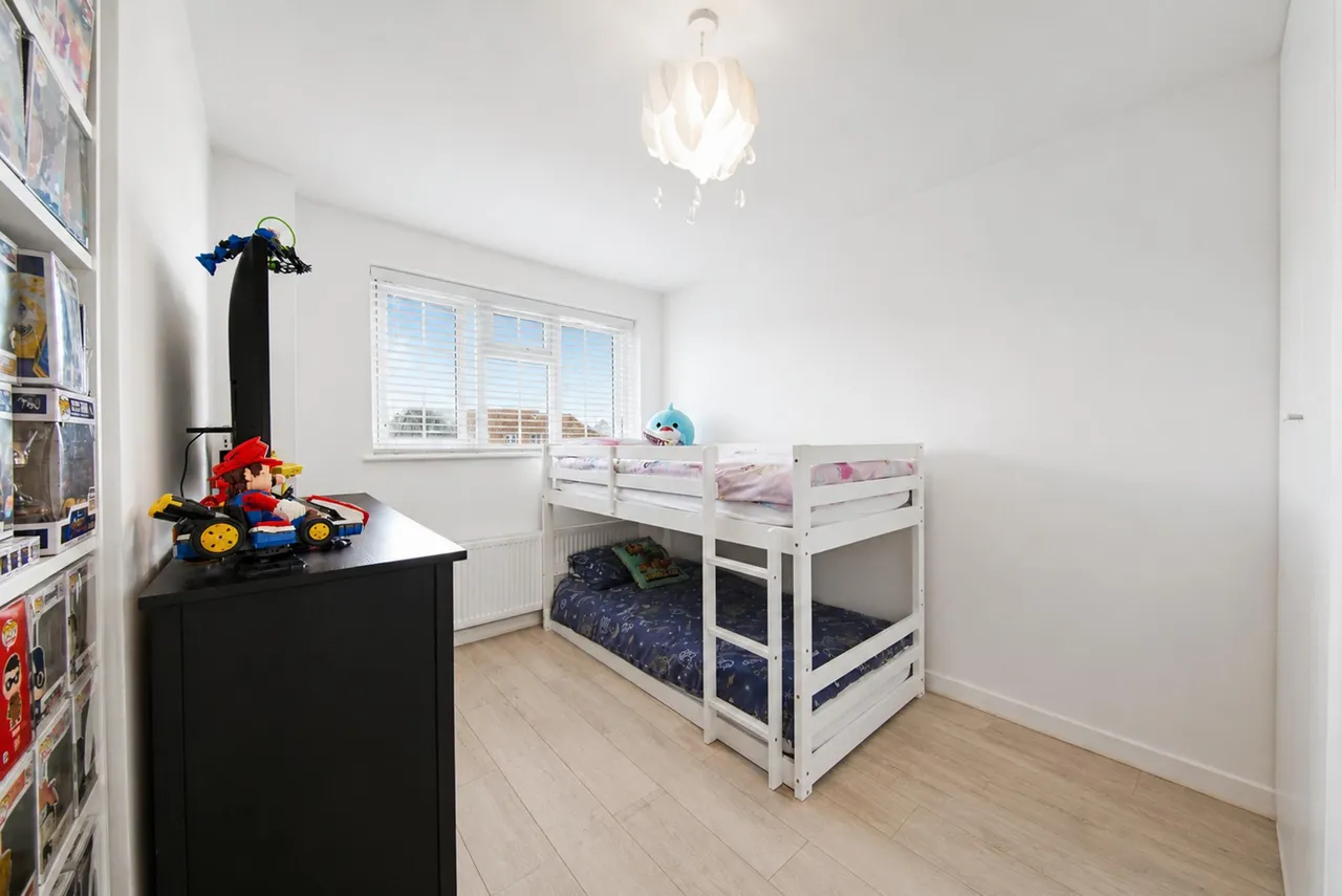 Amberley Way, Romford, RM7, photo 12