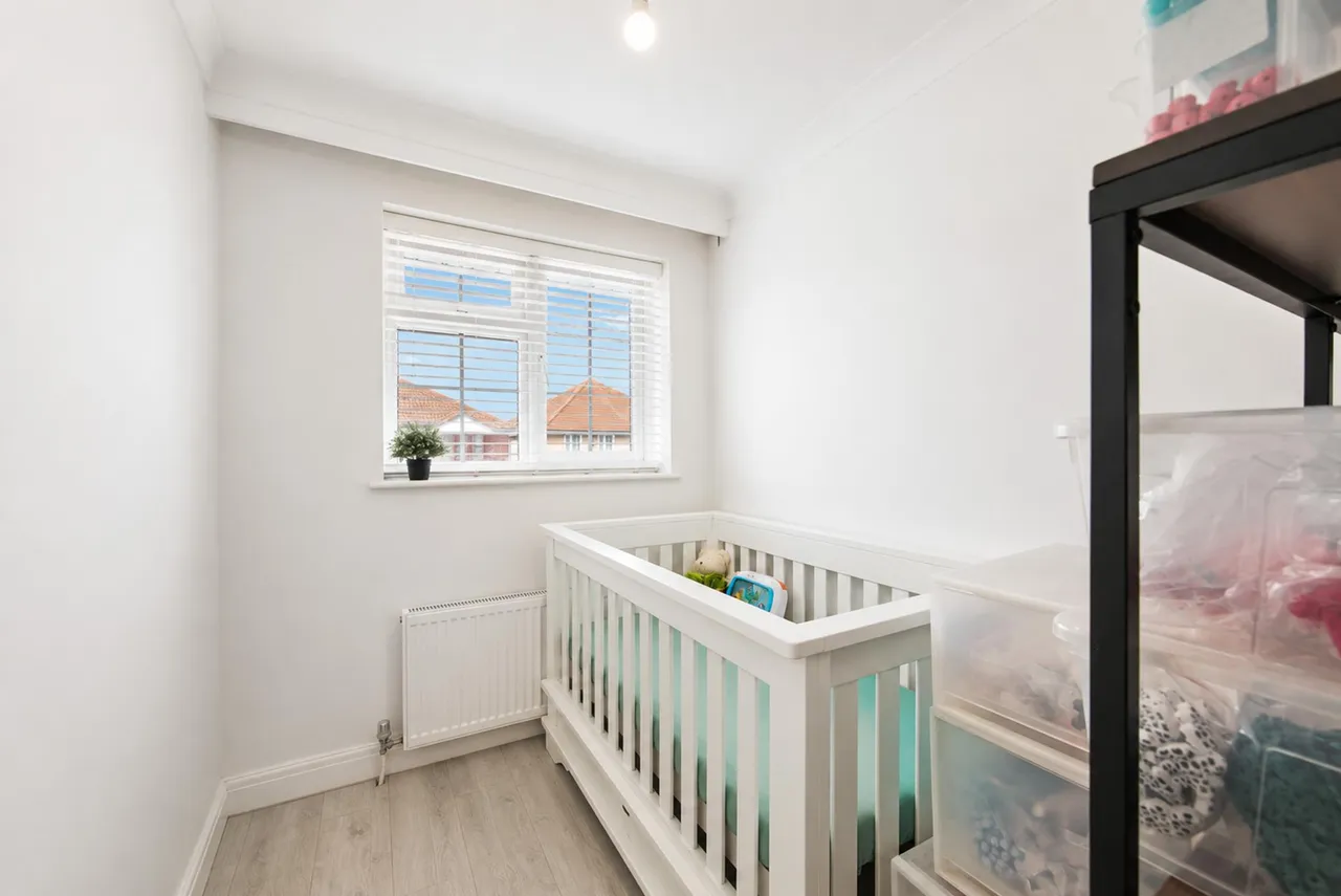 Amberley Way, Romford, RM7, photo 13