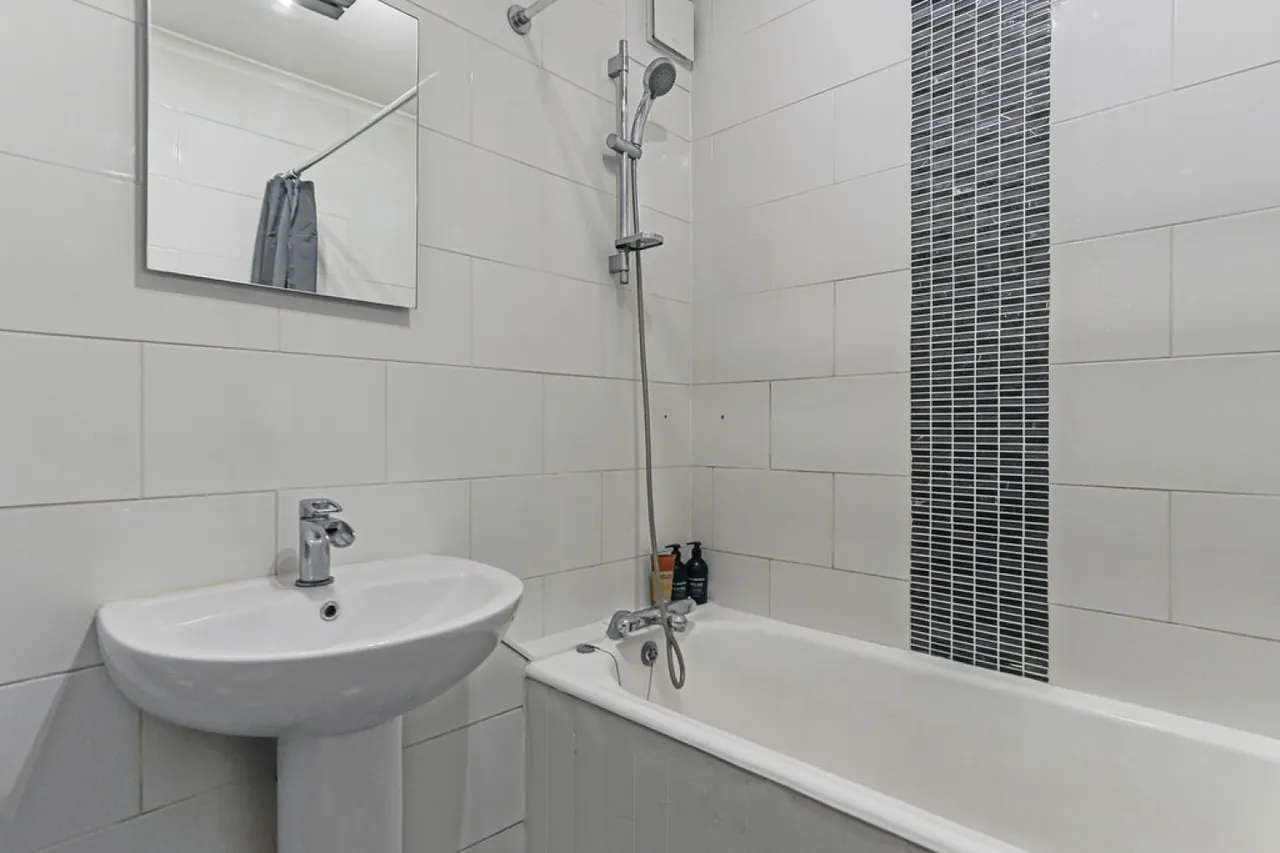 Madeira Road, Bournemouth, photo 12