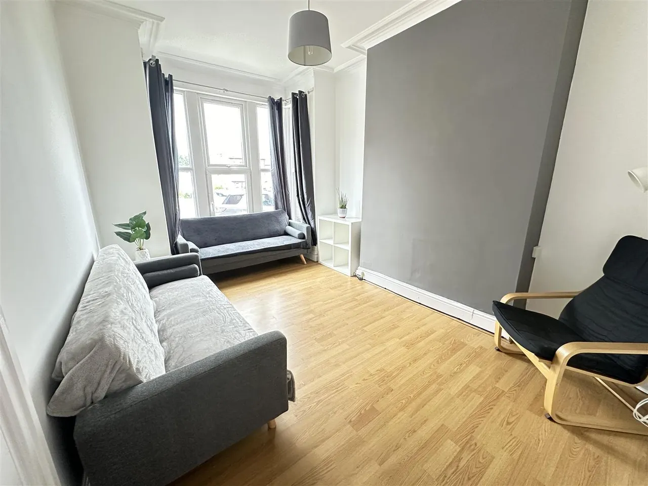 5 bed house to rent, Hartley Crescent, Woodhouse, LS6