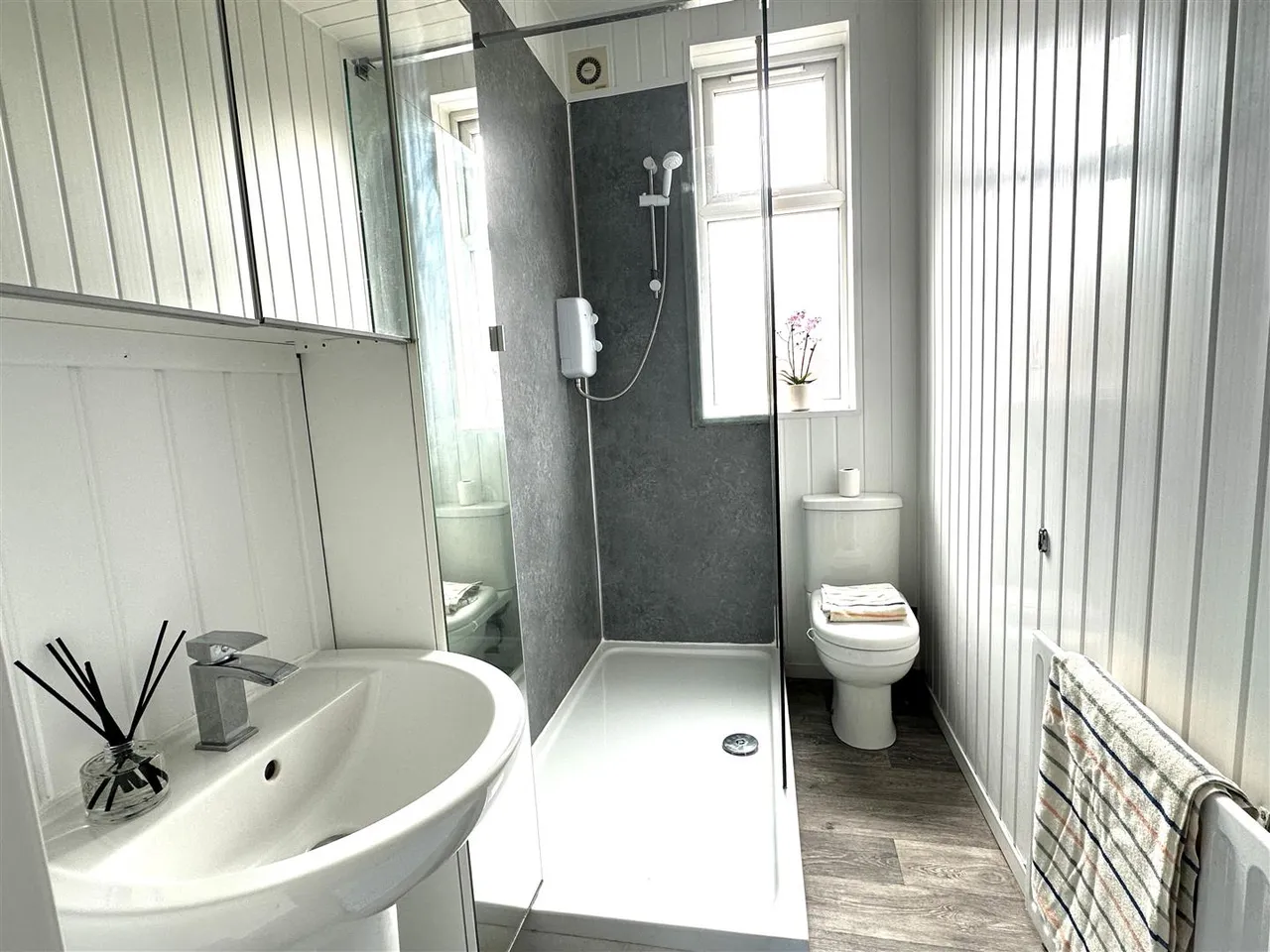 Hartley Crescent, Woodhouse, LS6, photo 15