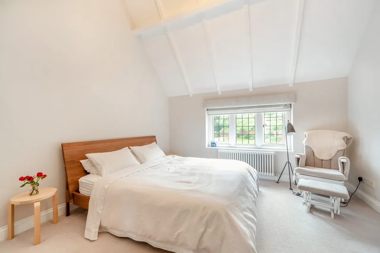 Hawthorn Hill, Warfield, RG42, photo 7