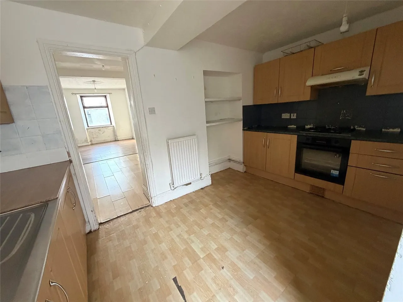 Robert Street, Milford Haven, SA73, photo 5