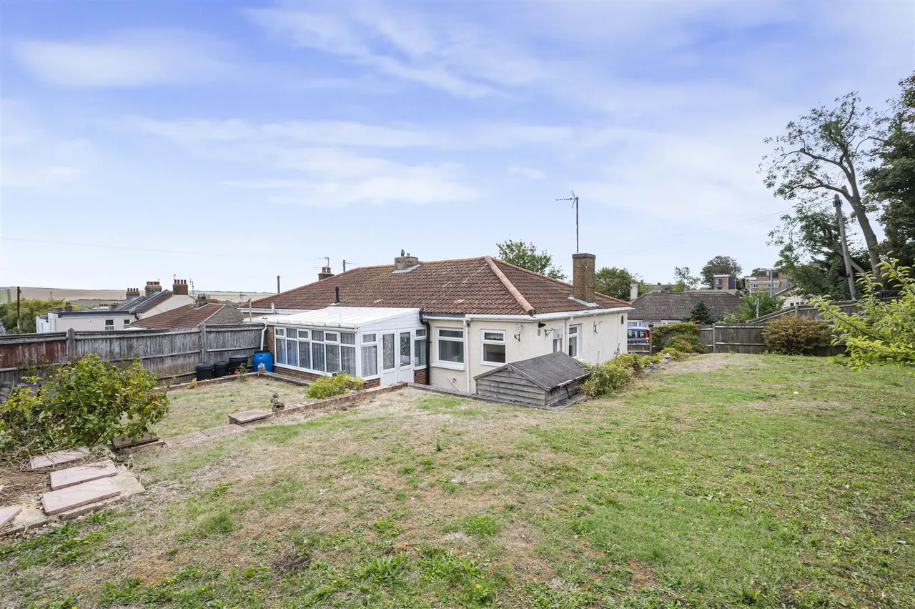 Bay Vue Road, Newhaven, photo 20