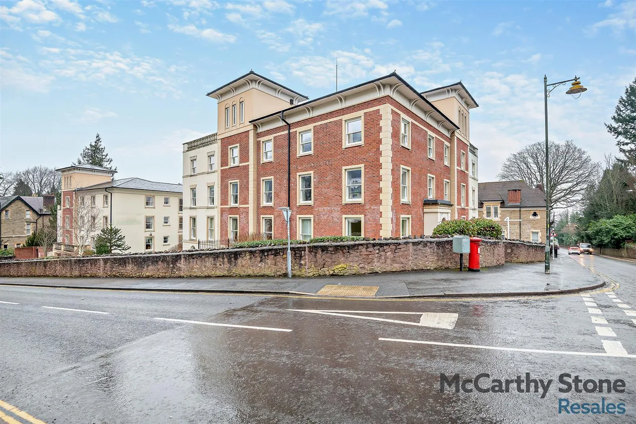 Victoria Road, Malvern, WR14, photo 17