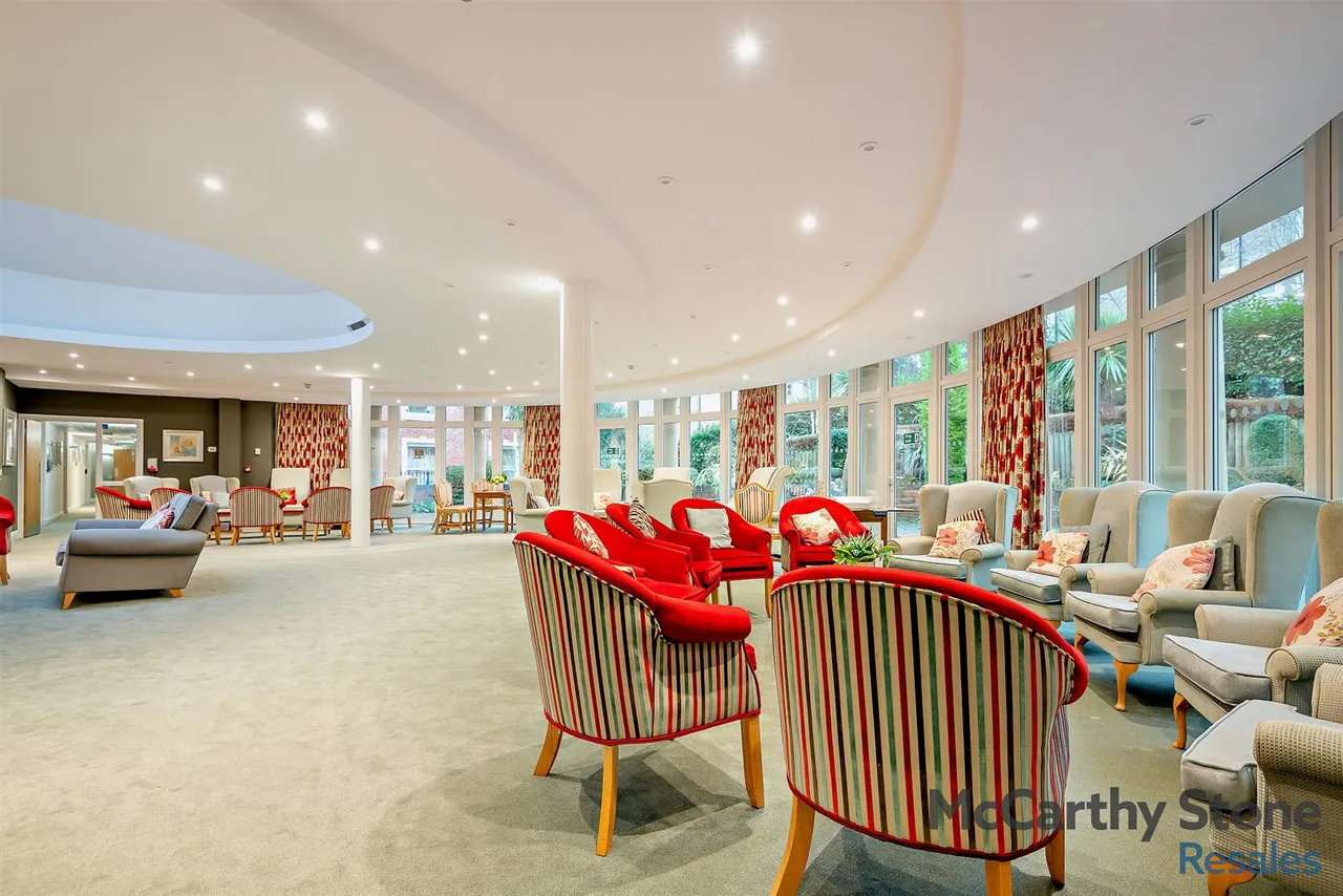 Victoria Road, Malvern, WR14, photo 7