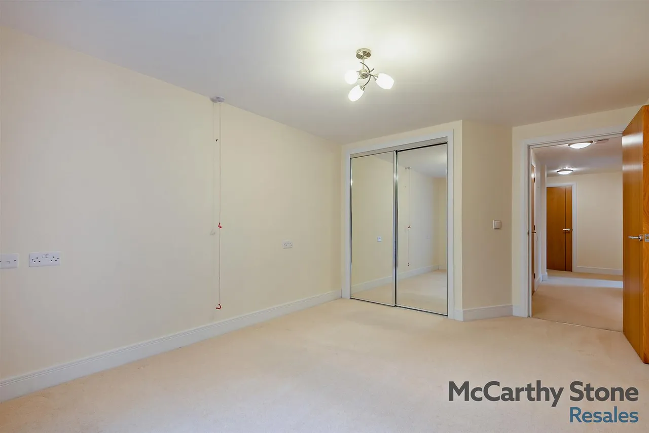 Victoria Road, Malvern, WR14, photo 12