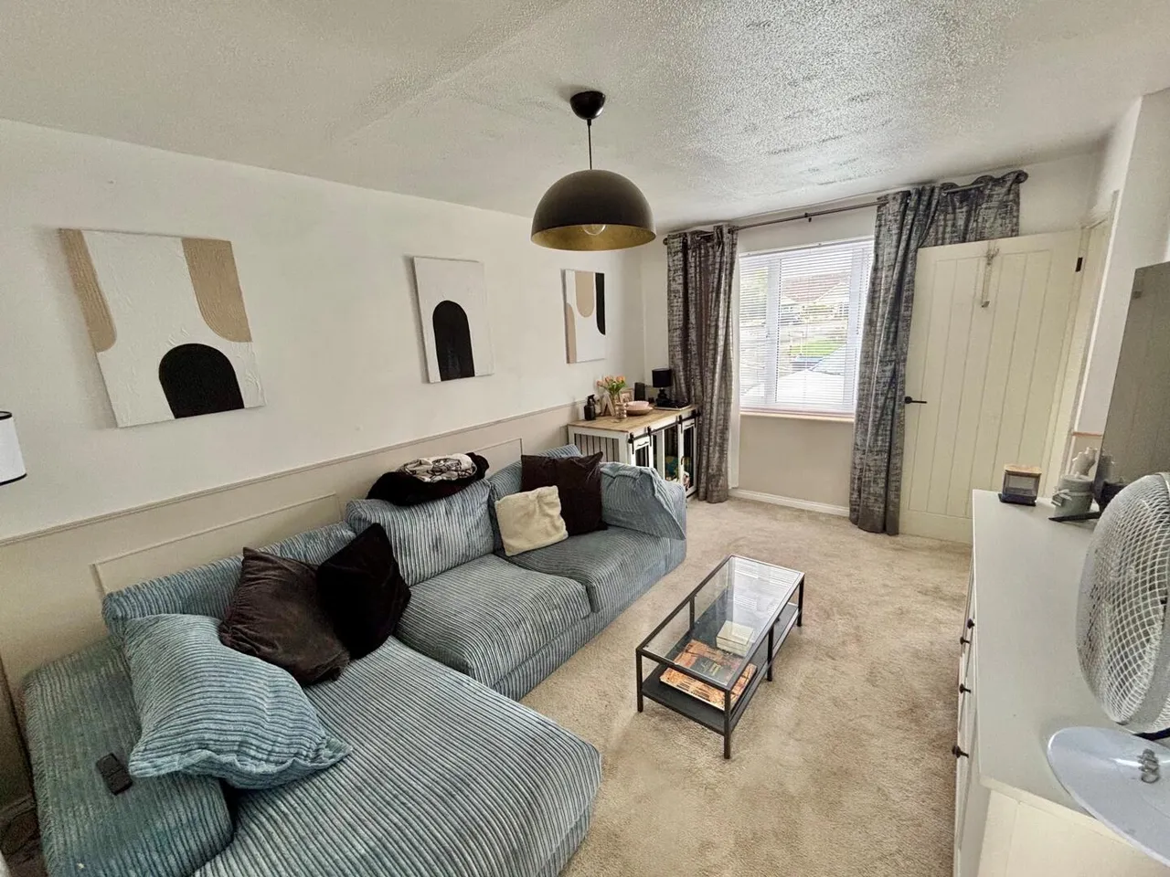 Stuart Close, Trowbridge, BA14, photo 2