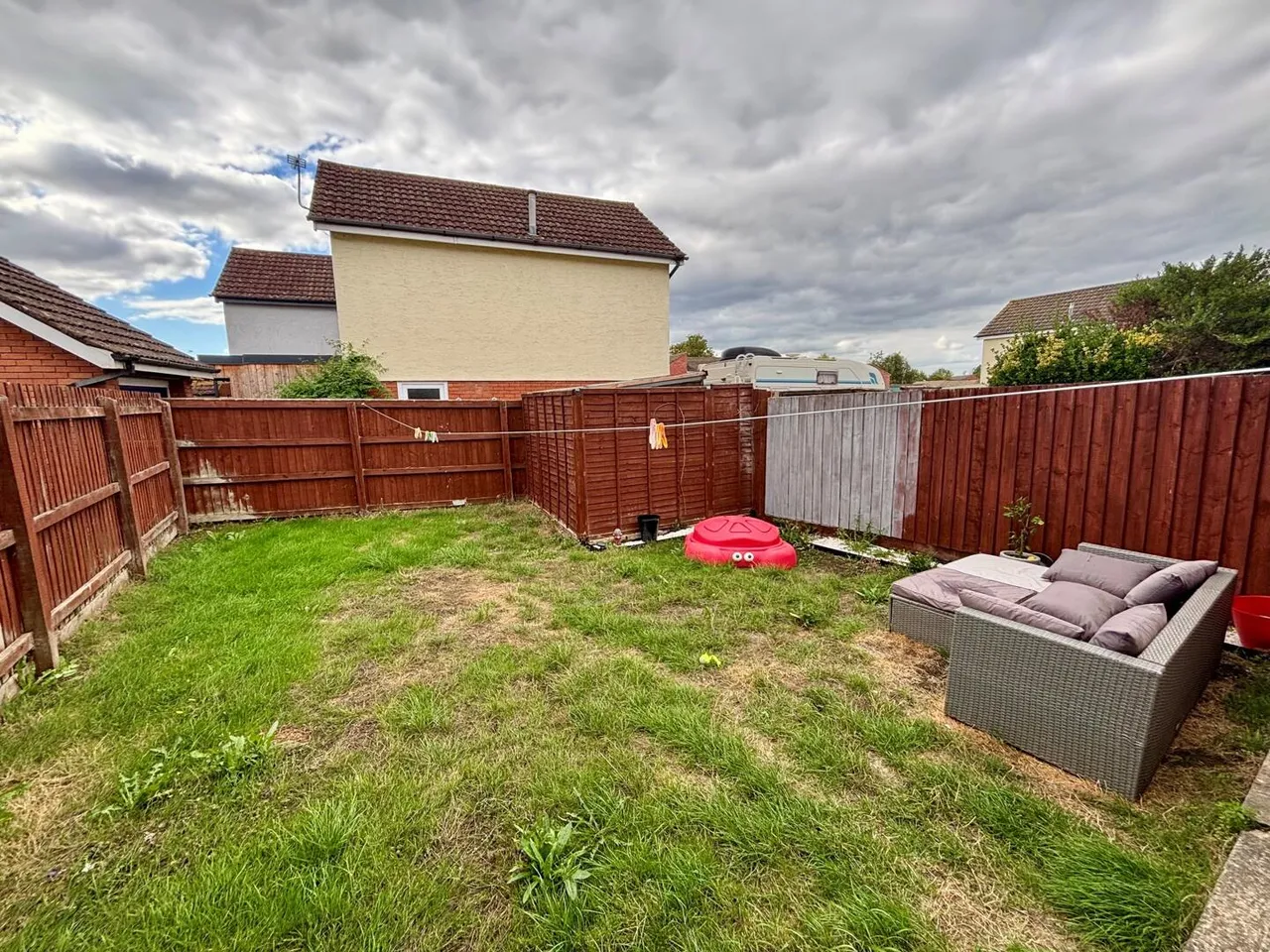 Stuart Close, Trowbridge, BA14, photo 6