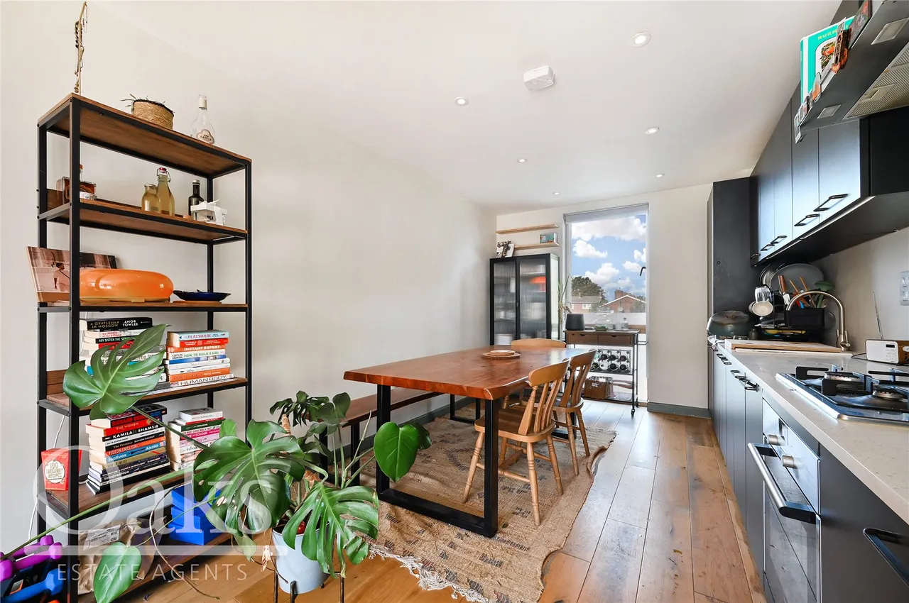 Upper Tulse Hill, Tulse Hill, SW2, photo 3