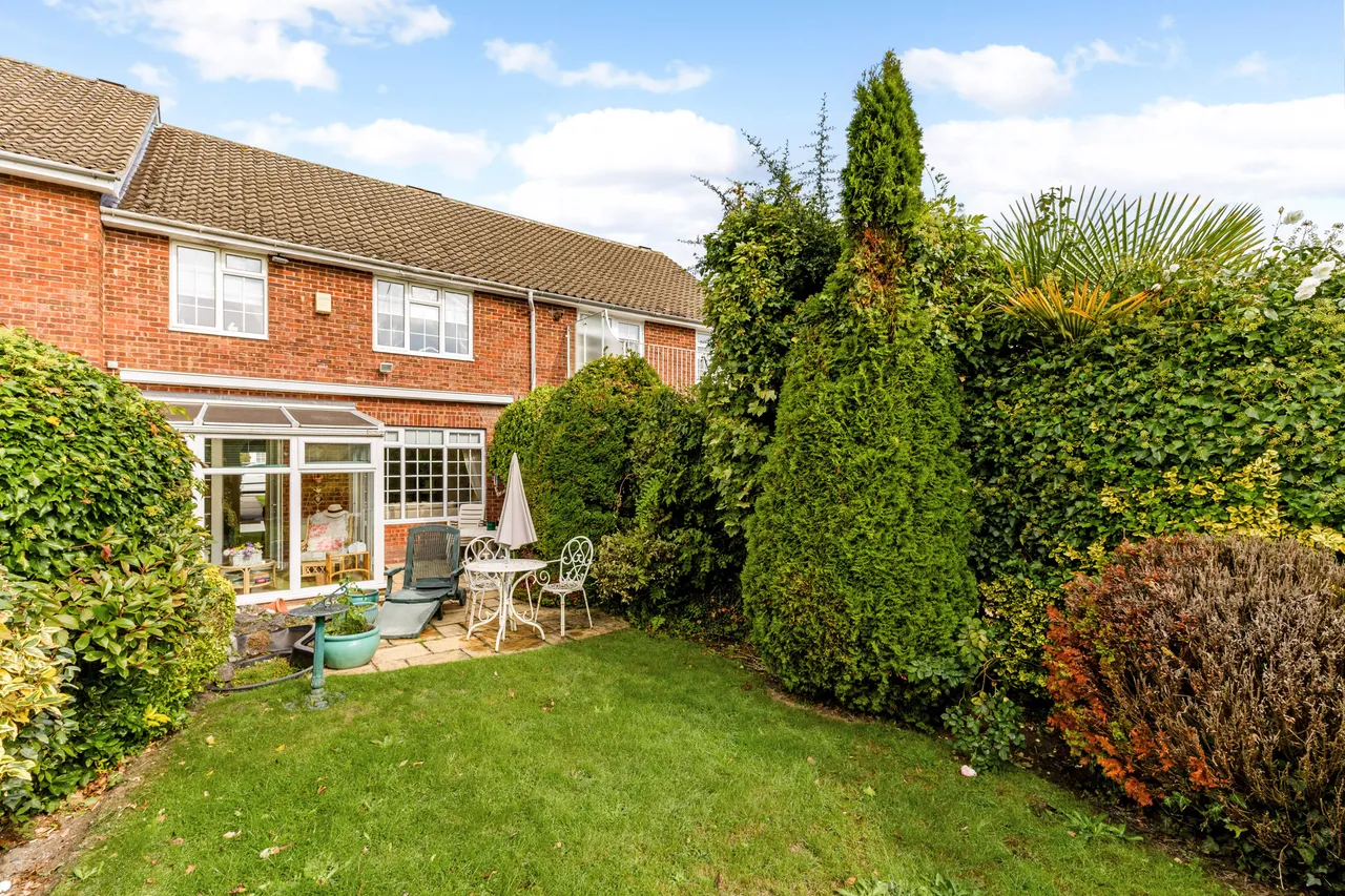 Sunningdale Close, Stanmore, HA7, photo 5