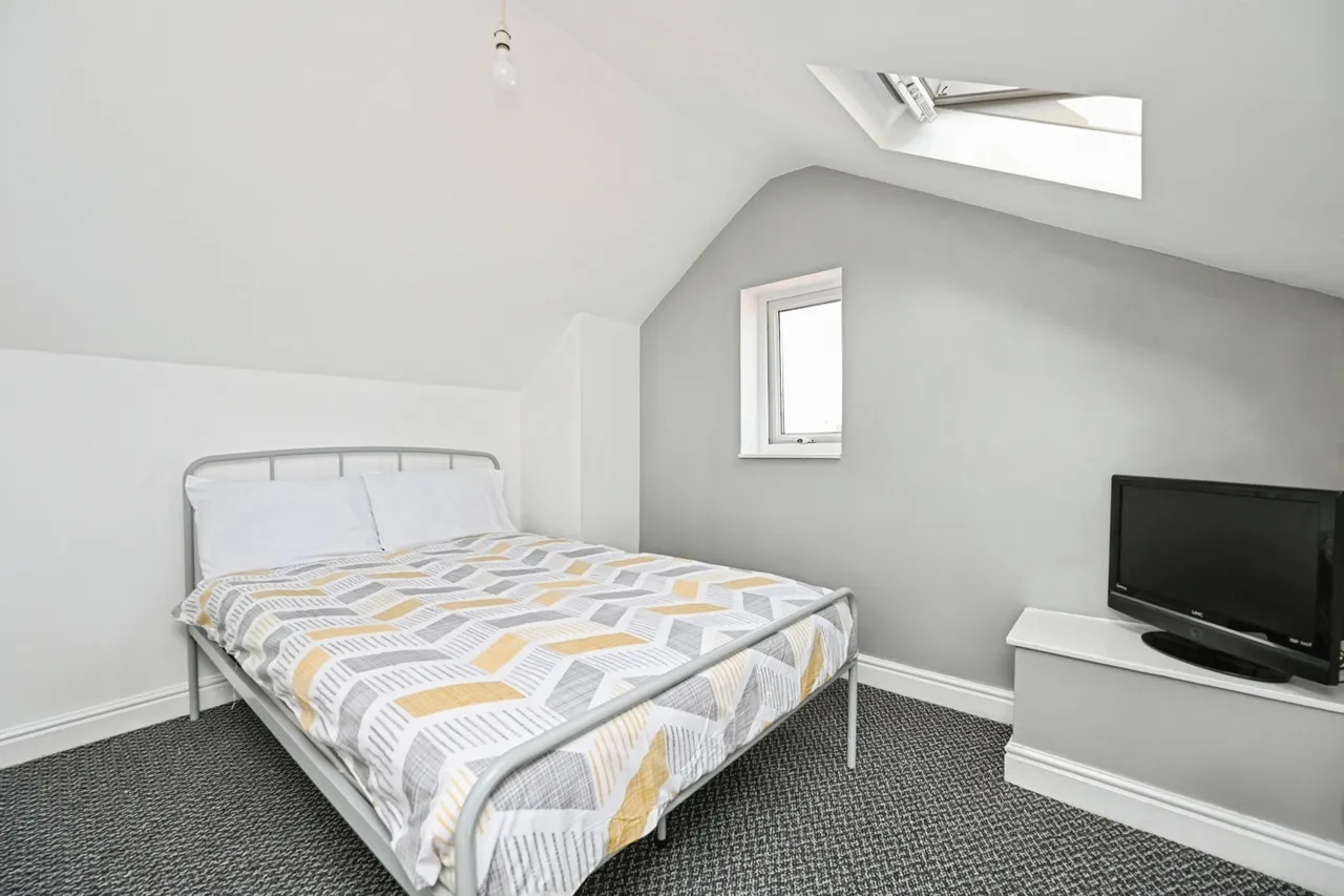 Sunbeam Road, Liverpool, L13, photo 12
