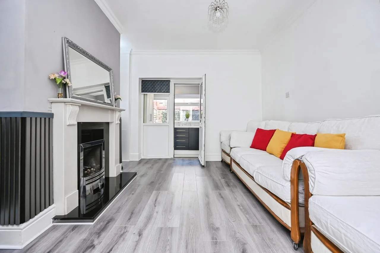 Sunbeam Road, Liverpool, L13, photo 4
