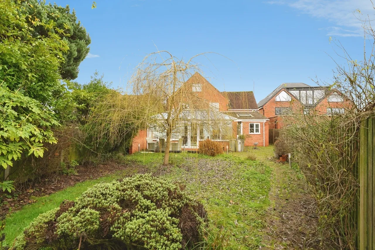 6 bed house for sale, Danes Green, Claines, WR3