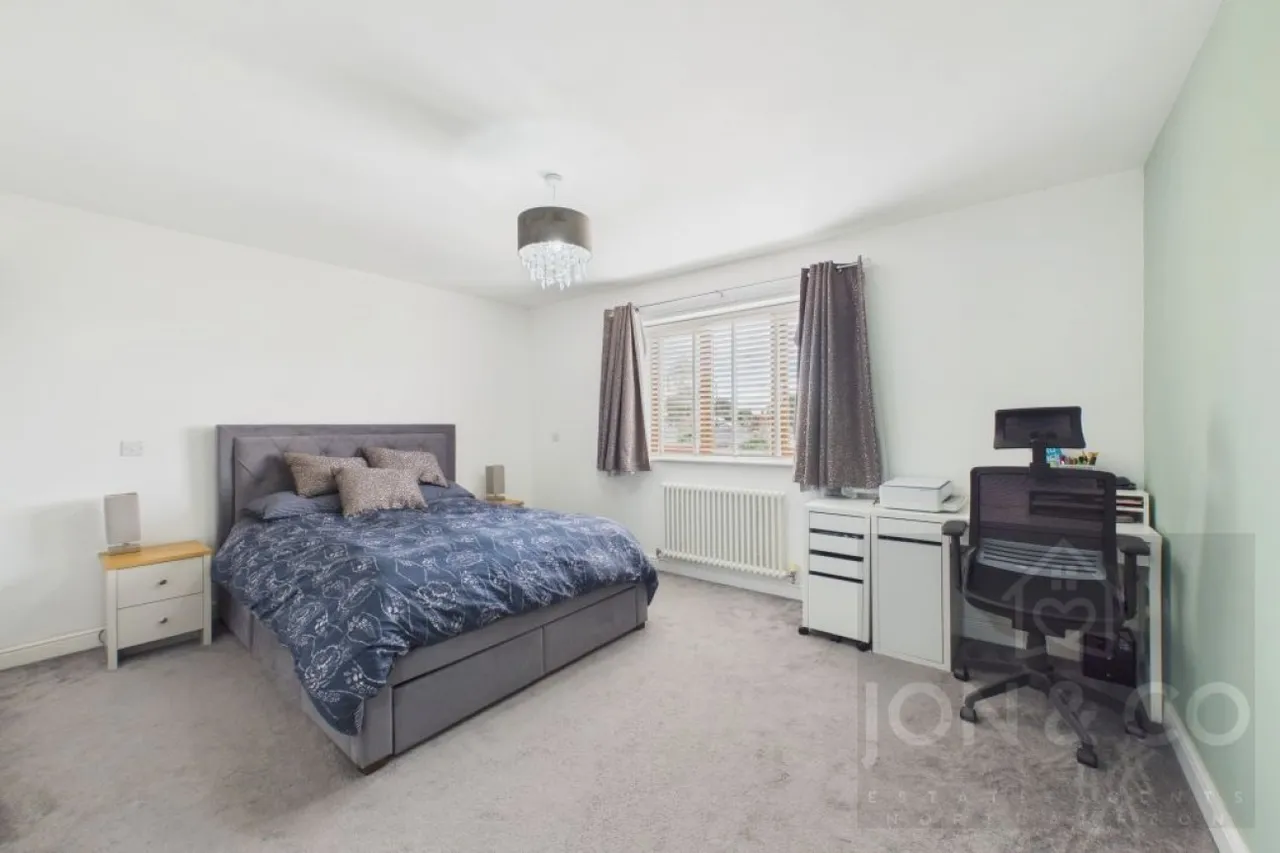 Church View, Moulton, NN3, photo 14