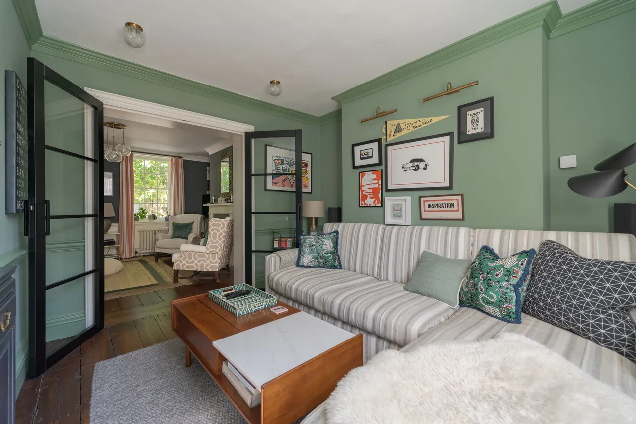 The Butts, Brentford, TW8, photo 10