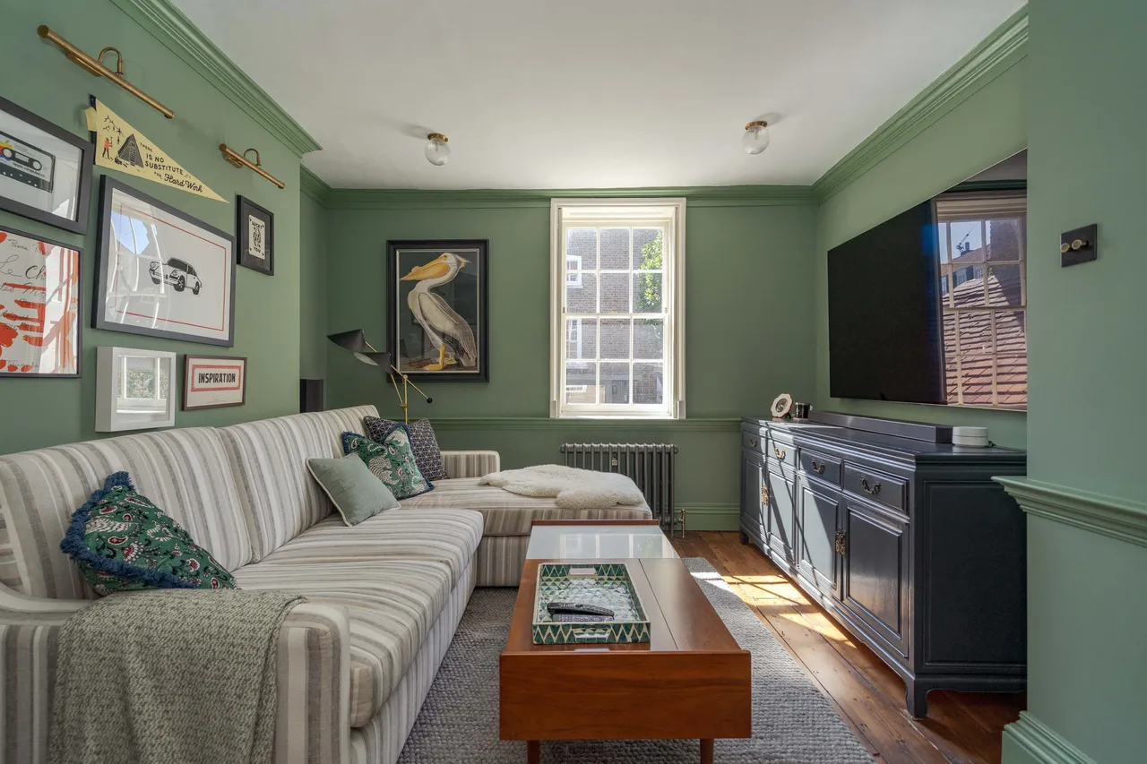 The Butts, Brentford, TW8, photo 9
