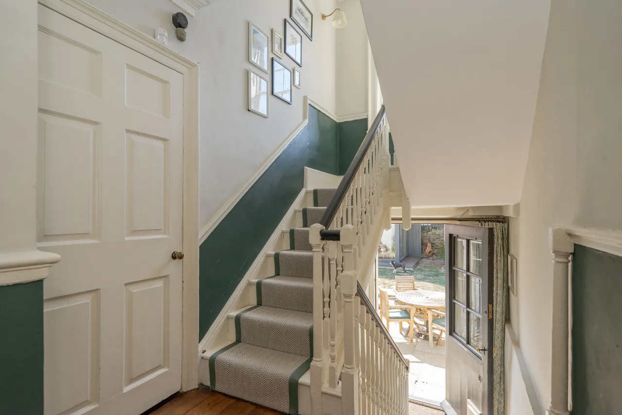 The Butts, Brentford, TW8, photo 8