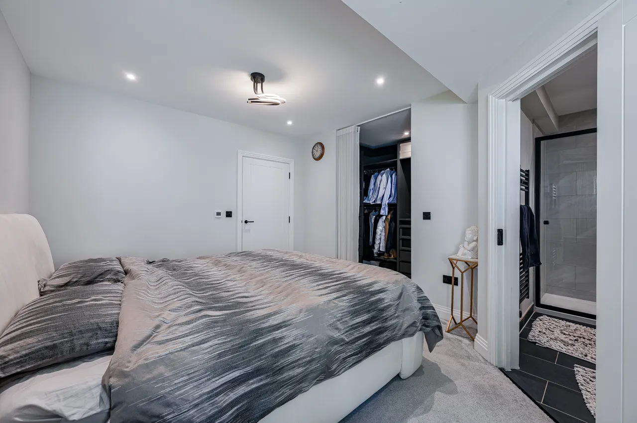 Flat 7, Phoenix House, Bromley, photo 11