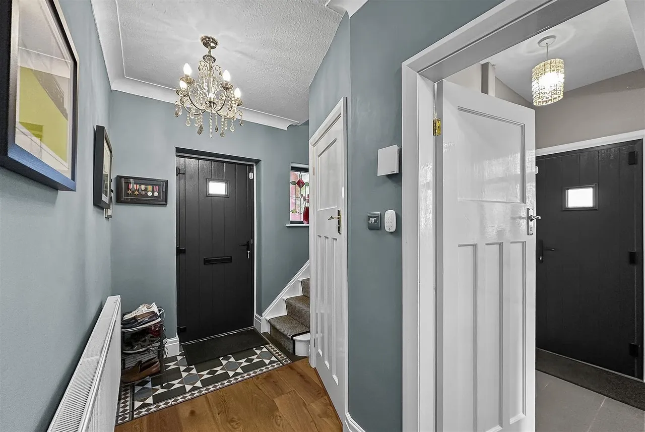 Delahays Road, Hale, Cheshire WA15 8JL, photo 17