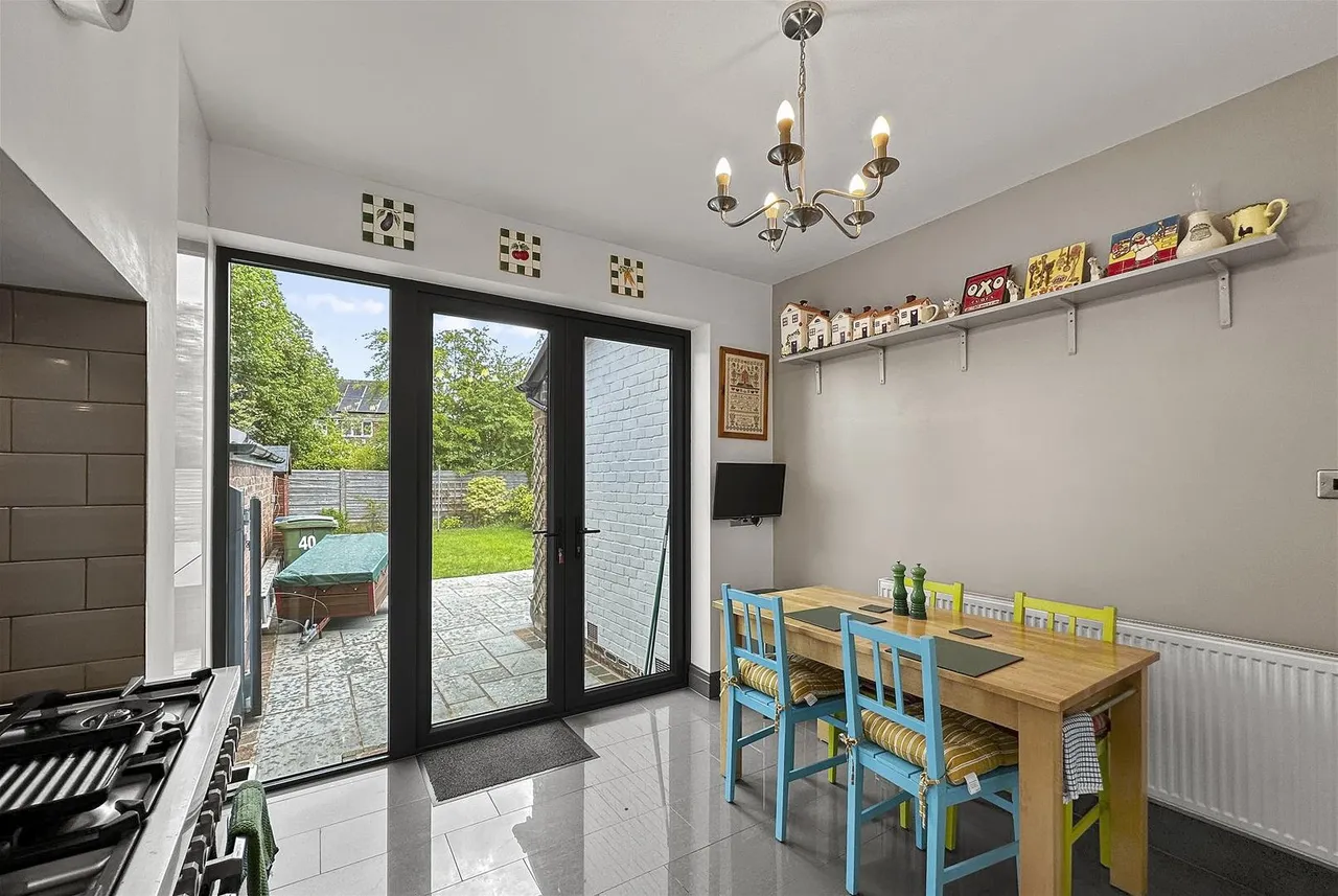 Delahays Road, Hale, Cheshire WA15 8JL, photo 23