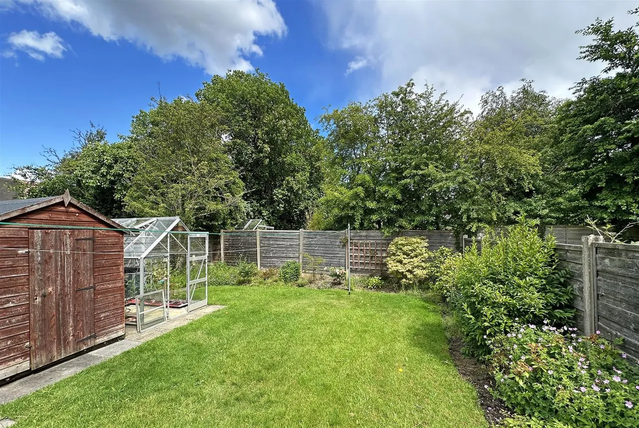 Delahays Road, Hale, Cheshire WA15 8JL, photo 14