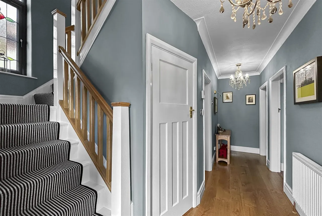 Delahays Road, Hale, Cheshire WA15 8JL, photo 7