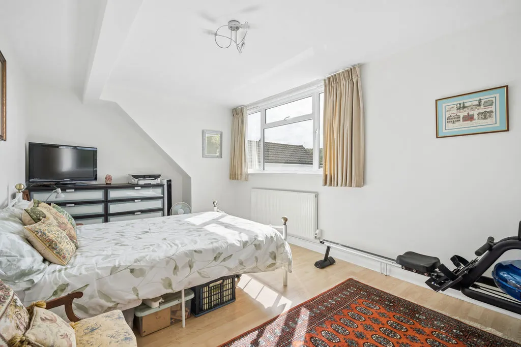 New Road, Marlow Bottom, SL7, photo 15