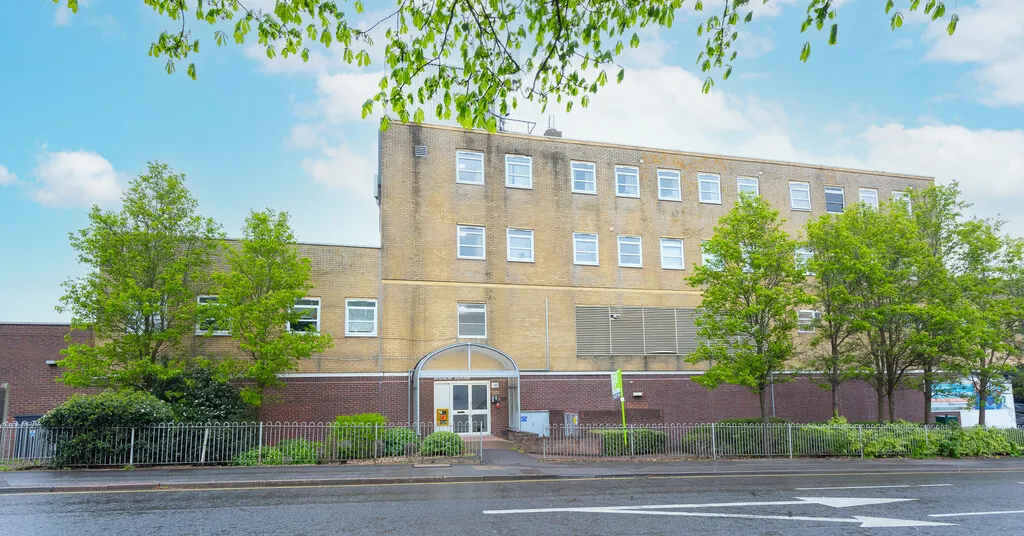 London Road, Blackwater, GU17, photo 7