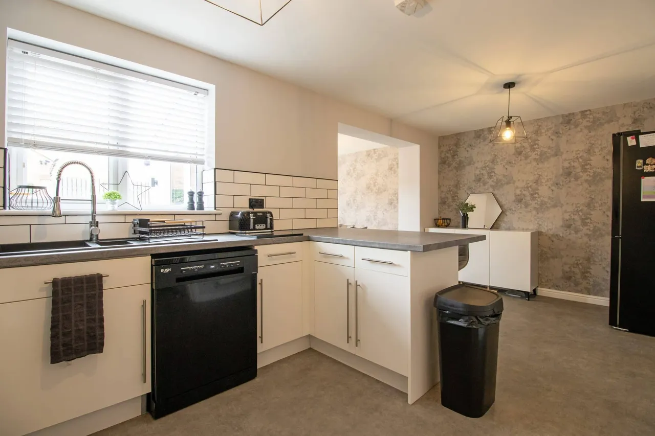 Plover Way, Scunthorpe, DN16, photo 8