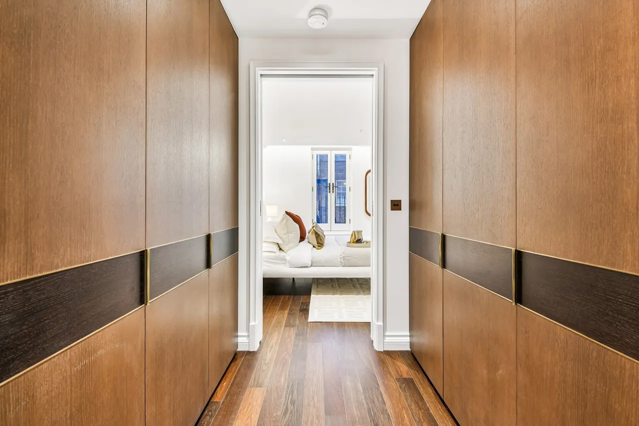 Charles Street, London, W1J, photo 6