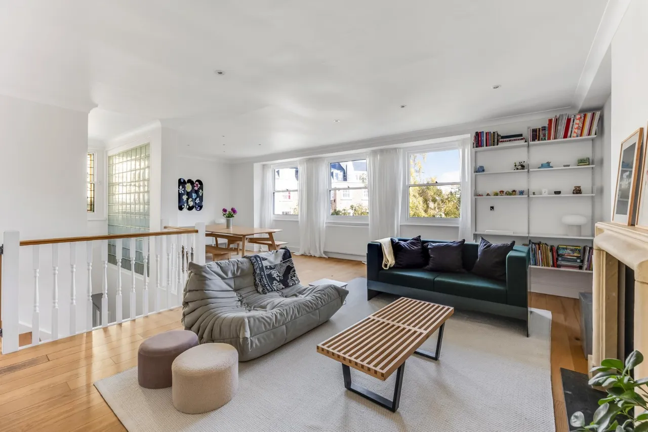 3 bed flat for sale, Randolph Crescent, Maida Vale, W9