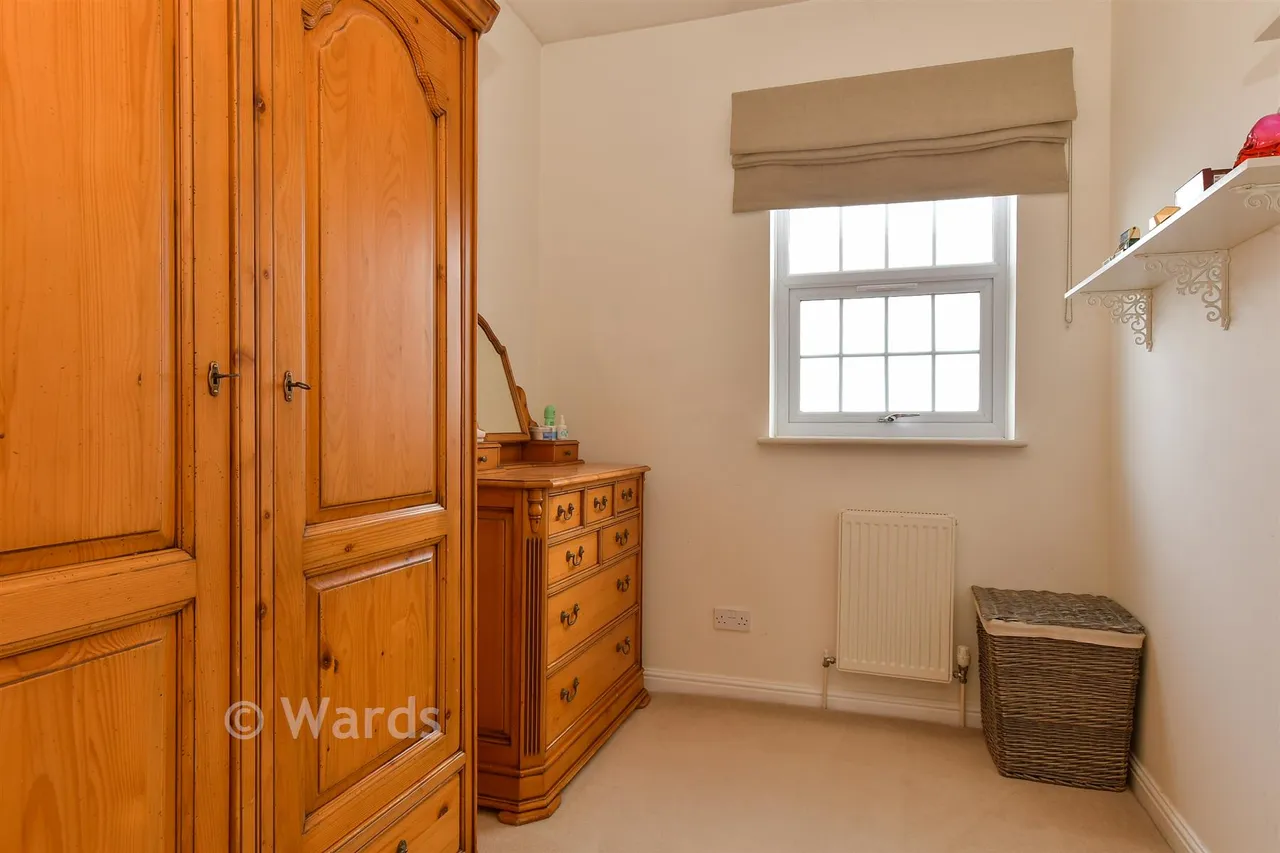 Frobisher Way, Greenhithe, DA9, photo 8