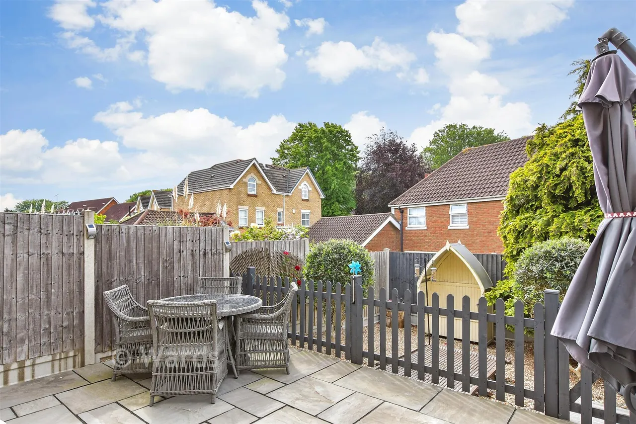 Frobisher Way, Greenhithe, DA9, photo 11
