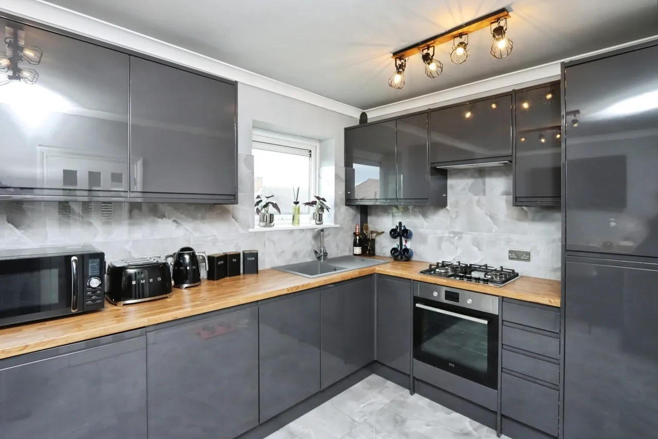 Dyke Vale Place, Sheffield, South Yorkshire, S12, photo 12