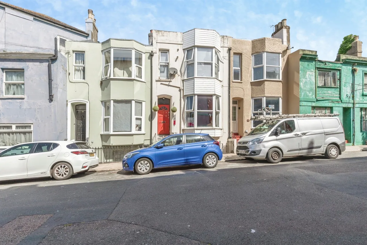 1 bed flat for sale — Cornwallis Street, Hastings